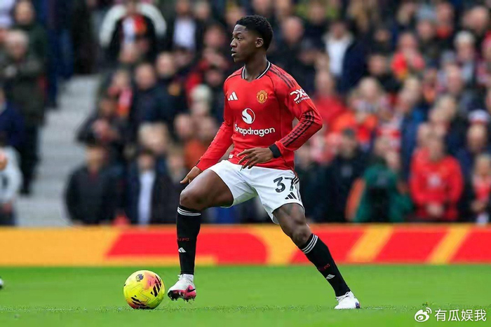 半岛体育官方网站-曼联中场大换血!卡里克钦点三新星,梅努续约成头等大事|罗马诺|英超|托马斯-卡里克|诺丁汉森林|卡塞米罗_新浪体育_新浪新闻