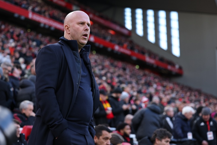 卡拉格谈斯洛特遭批:一些球迷自带优越感;球队阵容构成并不合理