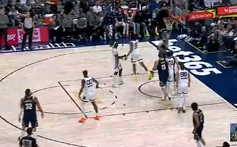 半岛体育APP-约翰逊杀入禁区上篮再中，掘金打出12-3小高潮反超比分